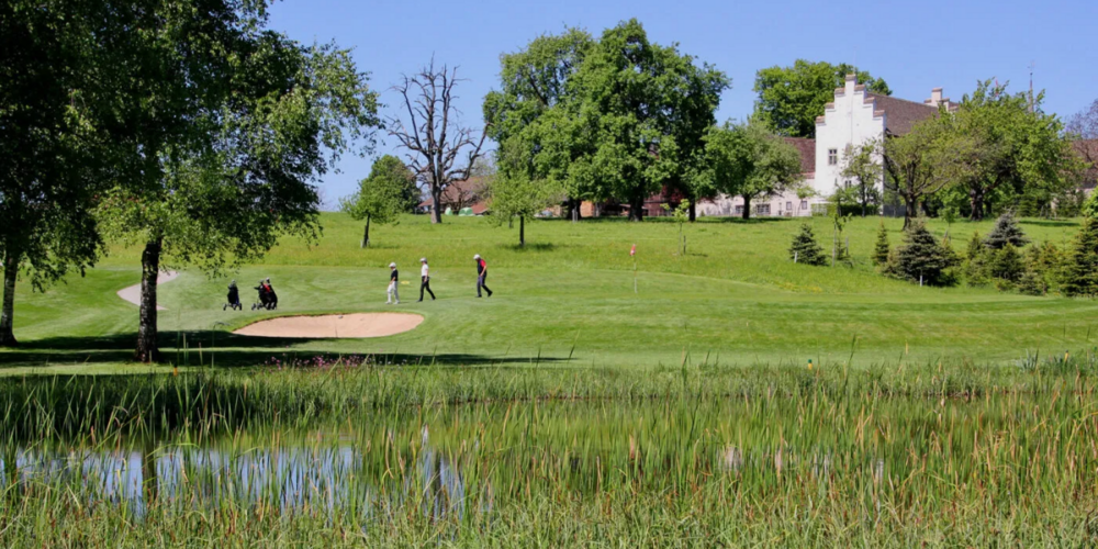 Der Golfplatz in Bubikon – mitten im Zürcher Oberland – feiert dieses Jahr Jubiläum.