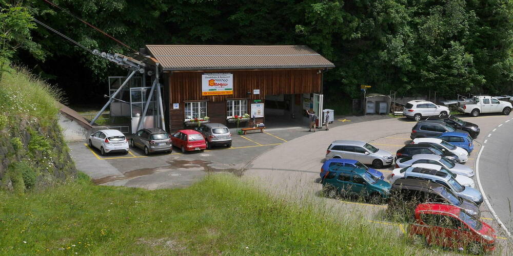 Die Koller Gamplüt AG kann bei der Talstation anbauen.