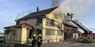 42 Feuerwehrleute standen im Einsatz.