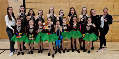 Sieg und Rang drei für "tanzenden Raketen".