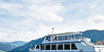 Das 20 Jahre alte Kursschiff Ägerisee erhält einen elektrischen Antrieb.