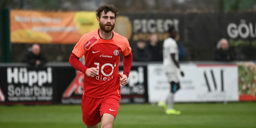 Matchwinner:  Dimitri Volkart macht in Volketswil Nägel mit Köpfen.