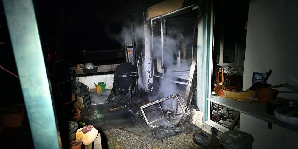Ein Grill sorgte für ein Inferno auf der Terrasse eines Einfamilienhauses.