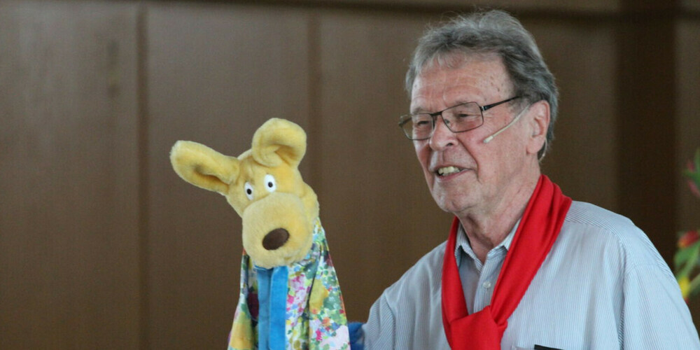 Alfons Sonderegger hängt nach 60 Jahren die Albe an den Nagel.