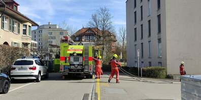 Einsatz der Feuerwehr wegen Gasaustritt aus einem Gebäude. 