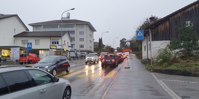 Die Baustelle an der Grüningerstrasse führte gemäss IG Langweidstrasse zu 300 mehr Fahrten auf der Quartierstrasse.