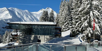 Immer noch herrschen in Elm am Schabell, im Pleus und am Bischoflift hochwinterliche Verhältnisse, die zum Skifahren und Snowboarden einladen