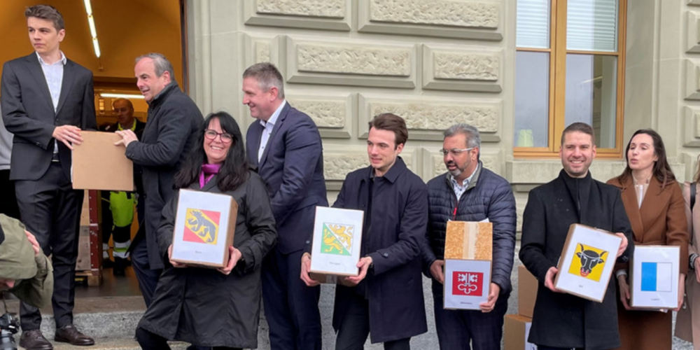 Die beiden Fairness-Initiativen sind zustande gekommen und wurden eingereicht.