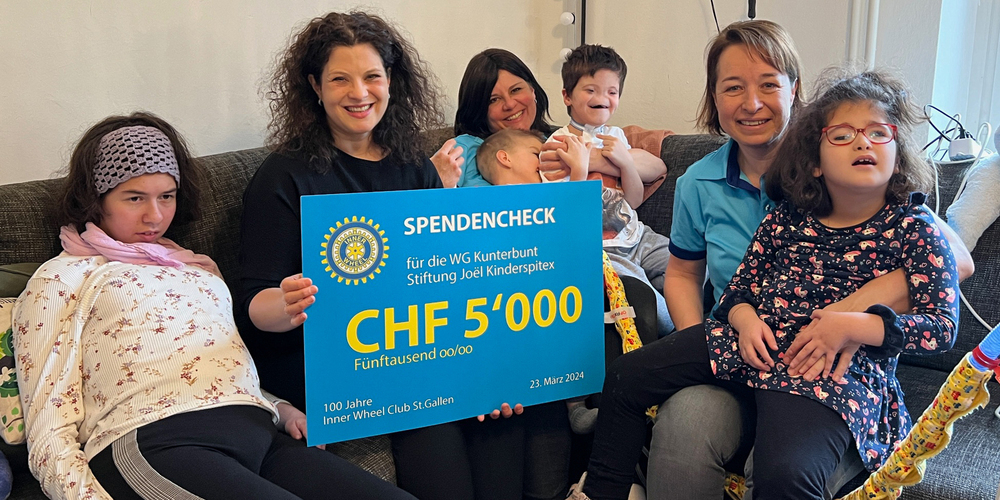 Barbara Martel, Präsidentin Inner Wheel, Mirjam Malzacher und Daniela Sprenger, Teamleiterin Kinderspitex und Inner-Wheel-Mitglied