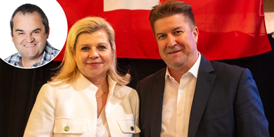 Für eine faire und gerechte Eigentums-Politik empfiehlt Martin Giger (kl.) aus Schänis die SVP-Kandidaten Dana Zemp und Christof Hartmann (r.) für die Regierung.
