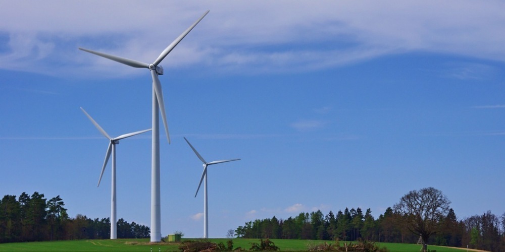 Mit der Genehmigung der Richtplananpassung 23 erhalten Windenergie-Investoren im Kanton St.Gallen erste planerische Grundlagen.(Symbolbild)