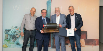 Daniel Böni (Geschäftsführer KEZO), Dr. Christian Schucan (Verwaltungsratspräsident KEZO), Hansruedi Müller (Verwaltungsratspräsident EZL), Ernst Uhler (CEO EZL)