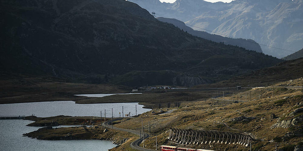 Graubünden will mit dem Aktionsplan Green Deal eine Vorreiterrolle beim Klimaschutz einnehmen. Dafür beantragt die Regierung nun zusätzliche 20 Millionen Franken. (Archivbild)