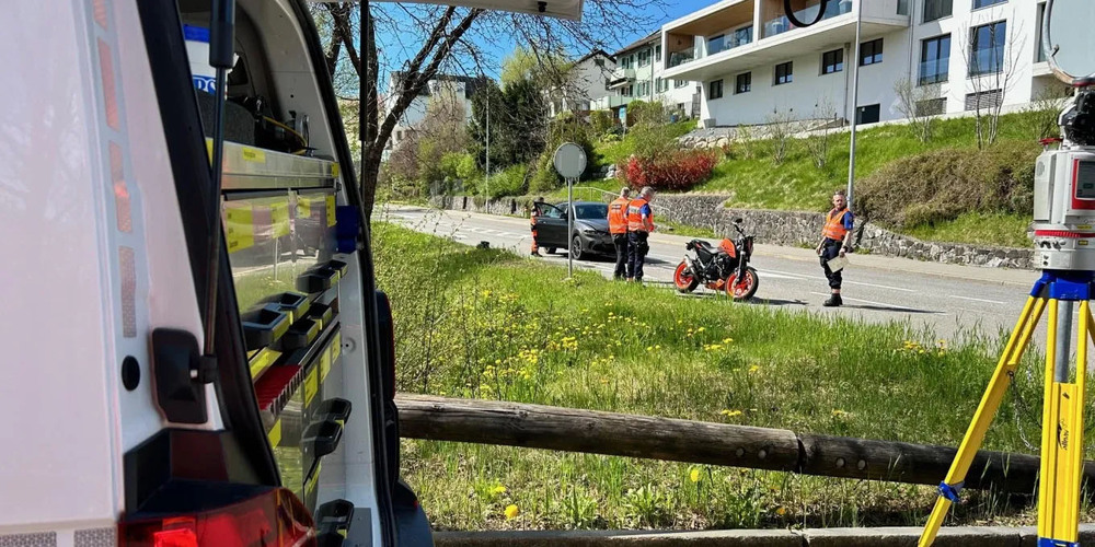 Die Verunfallte musste mit dem Rettungshelikopter ins Spital geflogen werden.