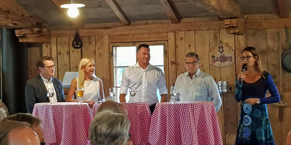 Auf dem Foto (v.l.n.r.): Ständerat Beni Würth, Barbara Keller-Inhelder, Marcel Dobler, Köbi Büchler, Regula Späni. (Foto: Christopher Chandiramani).