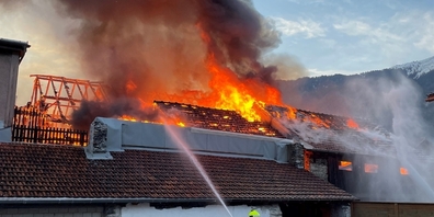 Dachstock in Vollbrand.