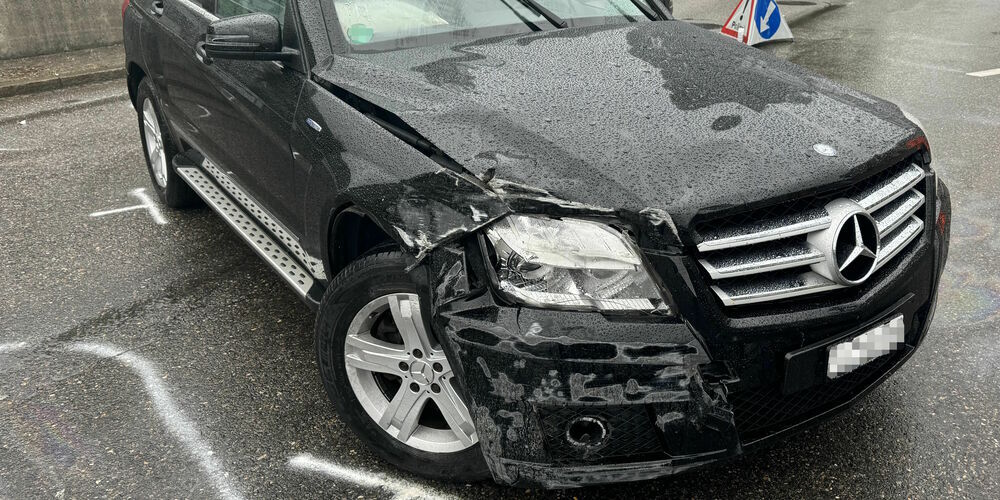 Am Unfallauto entstand Totalschaden.