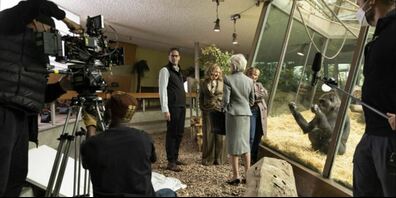 Der neuste Zürcher Tatort-Krimi spielt auch im Zoo. Eigentlich logisch, spielt der Zoodirektor gleich sich selber. 