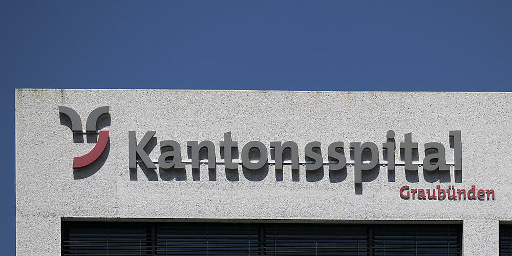 Das Kantonsspital Graubünden schliesst mit positivem Jahresergebnis 2023, sieht sich aber mit Herausforderungen konfrontiert. (Archivbild)
