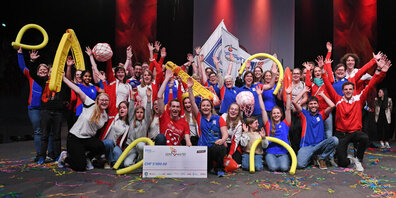 Die SLRG Winterthur gewann in der Kategorie «Sportverein» und erhielt nebst der «zündwürfel»-Trophäe 5000 Franken.