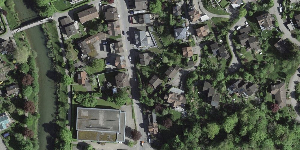 Die Verlängerung des Trottoirs im Bereich Eduard-Heberlein-Weg und Hofstattbach (unterer Bildrand, rechts) konnte aufgenommen werden.