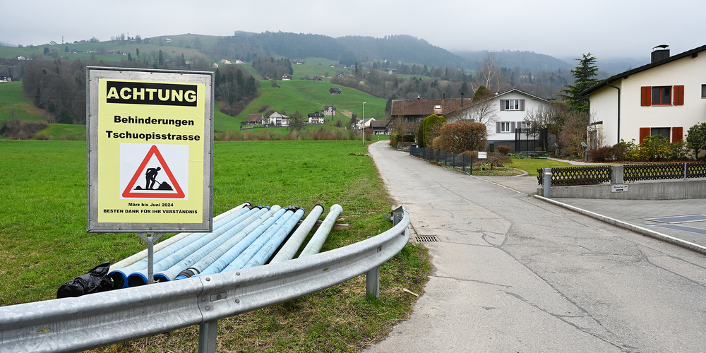 An der Tschuopisstrasse sind ab Montag Bauarbeiten in Gange.