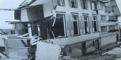 Die Einwohnergemeinde als Eigentümerin der «Krone» realisierte immer wieder Neuerungen. Grosser Wurf war 1982/83 der Saalneubau, der dem alten Saal zu weichen hatte.
