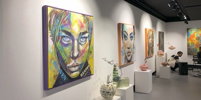 Den beiden Künstlerinnen, Linda Ludolini und Tanja Strausak, legen viel Wert darauf, dass ihre Werke auch farblich harmonieren. 