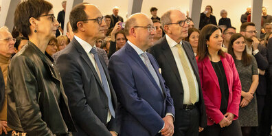 Die fünf wieder gewählten Regierungsräte (vLnR): Susanne Hartmann, Marc Mächler,  Beat Tinner, Bruno Damann und Laura Bucher.