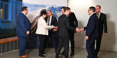 Der alte und neue Schwyzer Regierungsrat nach der Wahl am Sonntag.