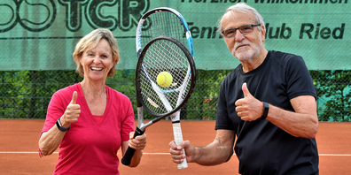 Irma und Fritz Rutz: «Daumen hoch» nach den gelockerten Breitensport-Auflagen.