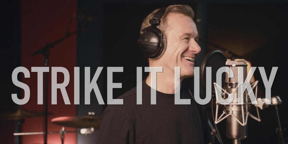 Die neue Single ist seit letztem Freitag draussen.