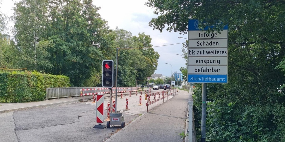 Die Aabachbrücke in Niederuster wird ersetzt.