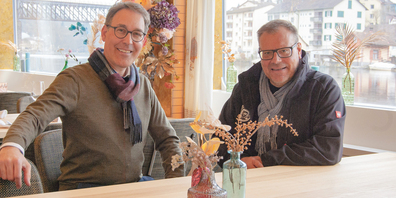Remo Rey (l.) und Renato Blättler blicken im Gespräch mit dem «Bock» auf die erste Wintersaison des Pop-up Restaurants «Ahlan Habibi by Moses» zurück.