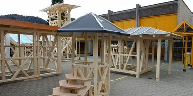 Die Zimmerleute zeigen vom 12. bis 21. März im Berufs- und Weiterbildungszentrum Toggenburg in Wattwil ihre Abschlussarbeiten. 