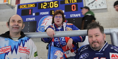Die drei bekanntesten GCK-Lions-Fans können jubeln. Ihr Team bot dem EHC Olten erneut Paroli. 