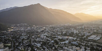 Die Rechnung 2023 der Stadt Chur schliesst mit einem Gewinn von 12 Millionen Franken ab. (Archivbild)