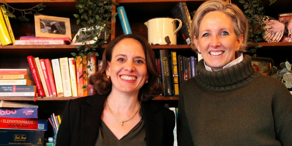 Die Co-Schulleiterinnen Daniela Kunz-Fenner (l.) und Doris Graf wagen den Schritt in die Selbstständigkeit. «Viadukt Schule» heisst ihr Projekt in Zürich-Stettbach.