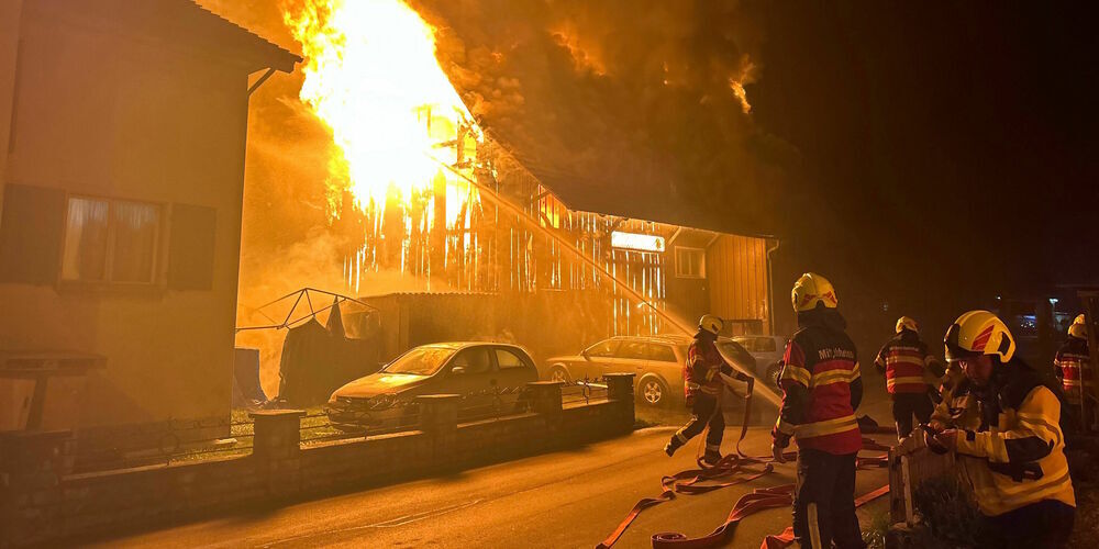 Das Haus an der Oberdorferstrasse stand lichterloh im Brand.