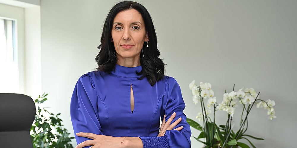 Evangelia Vaoutsi ist CEO von Medicrops und kennt sich bestens in der Medizinund Pharma-Branche aus.