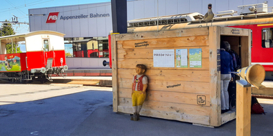 Die neue Witzkiste am Bahnhof Heiden