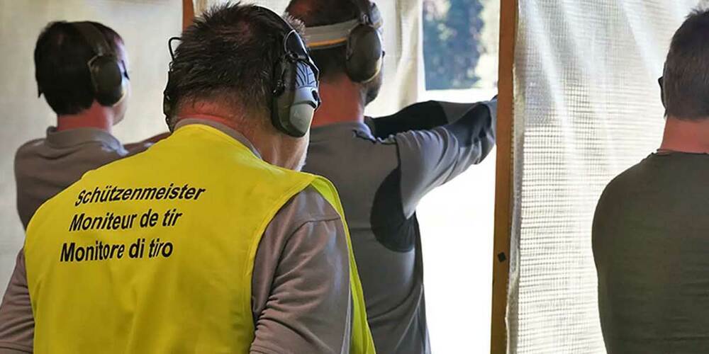 Am Eidgenössischen Feldschiessen werden die Disziplinen Gewehr 300m, Pistole 50m und Pistole 25m ausgetragen (Bild: www.swissshooting.ch)