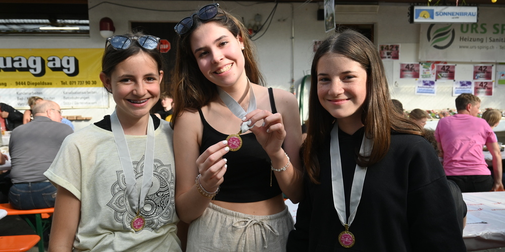 Jeder Teilnehmer am Dreikampf durfte sich über seine Leistung freuen