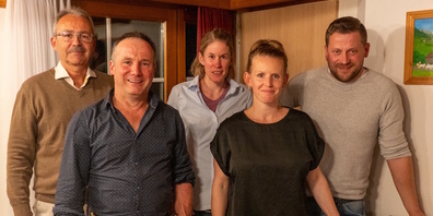 Dieter Scheuermeier, Jürg Scherrer, Heidi Lusti, Tatjana Bohl und Ueli Giger (von links) kandidieren für die SVP Nesslau bei den Gemeindewahlen 2024.