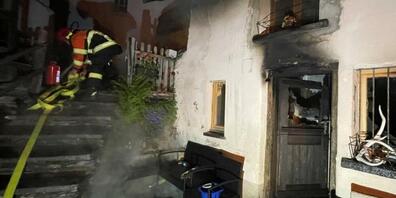 Die Einsatzkräfte konnten nur mittels Luftseilbahn an den Einsatzort gelangen.