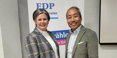 Cornelia Kunz (neu) und Jigme Shitsetsang (bisher).