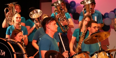 Ein grosses Highlight war die Jubiläumsshow der Guggenmusik «Absolut Fidelia» selbst.