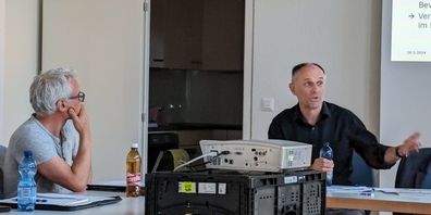 Stadtrat und Bauchef Christian Leutenegger (r.) konnte die SVP-Mitglieder überzeugen, dass es einen Projektierungskredit für das Lido braucht.