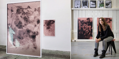 Links: Flora Frommelt, «Transient», 2022 Mixed Media, Druck auf Folex Folie transparent, 80 × 115 cm. Rechts: Flora Frommelt im Atelier.