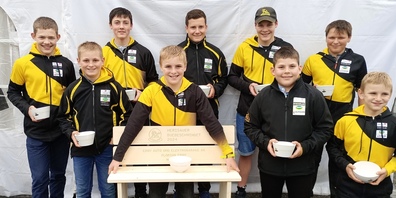 Neun Auszeichnungen gab es für das Mittelrheintal (v.l.n.r.): Adrian Meier, Roman Kobler, Andreas Peter, Lars Kobler, Silvio Buschor, Johannes Eggenberger, Fabian Rusch, James Räss, Nino Kobler